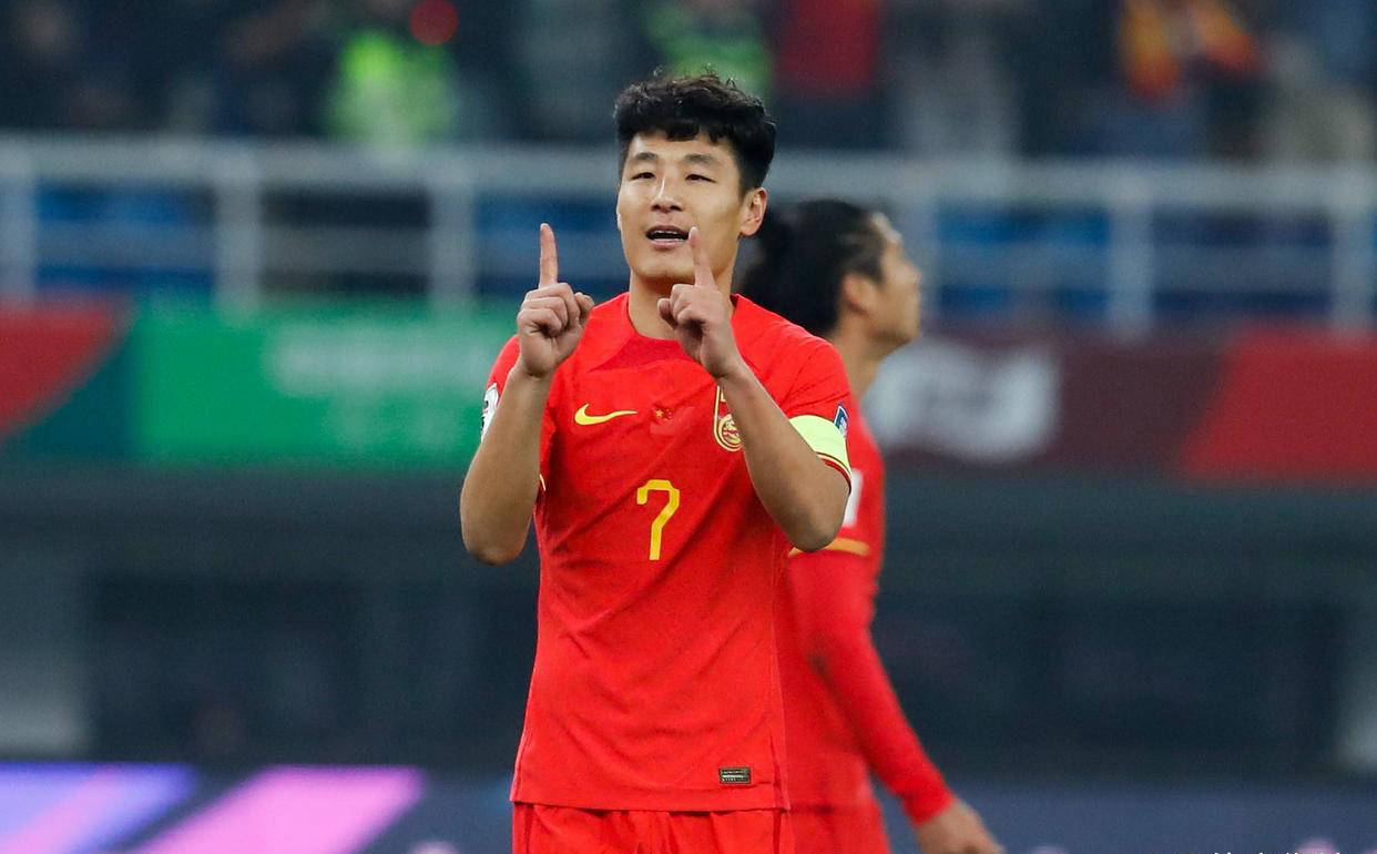 关于武磊遭遇争议红牌，哈兰德乘势反超比分完成逆转的信息